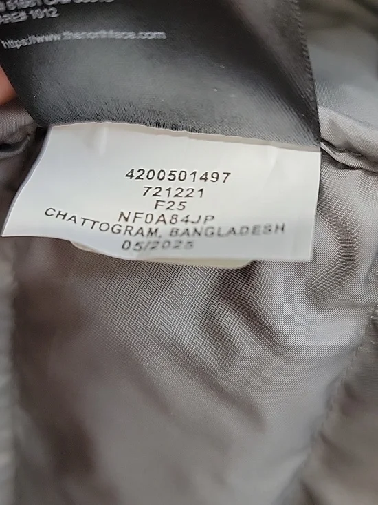 The North Face Aconcagua 3 Quilted Down Vest Womens Small - Picture 10 of 11